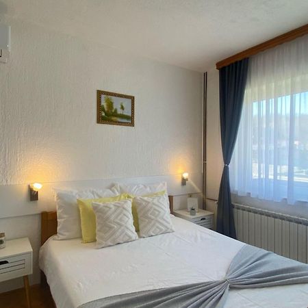 Hotel M&N Zafran à Grabovac  Extérieur photo