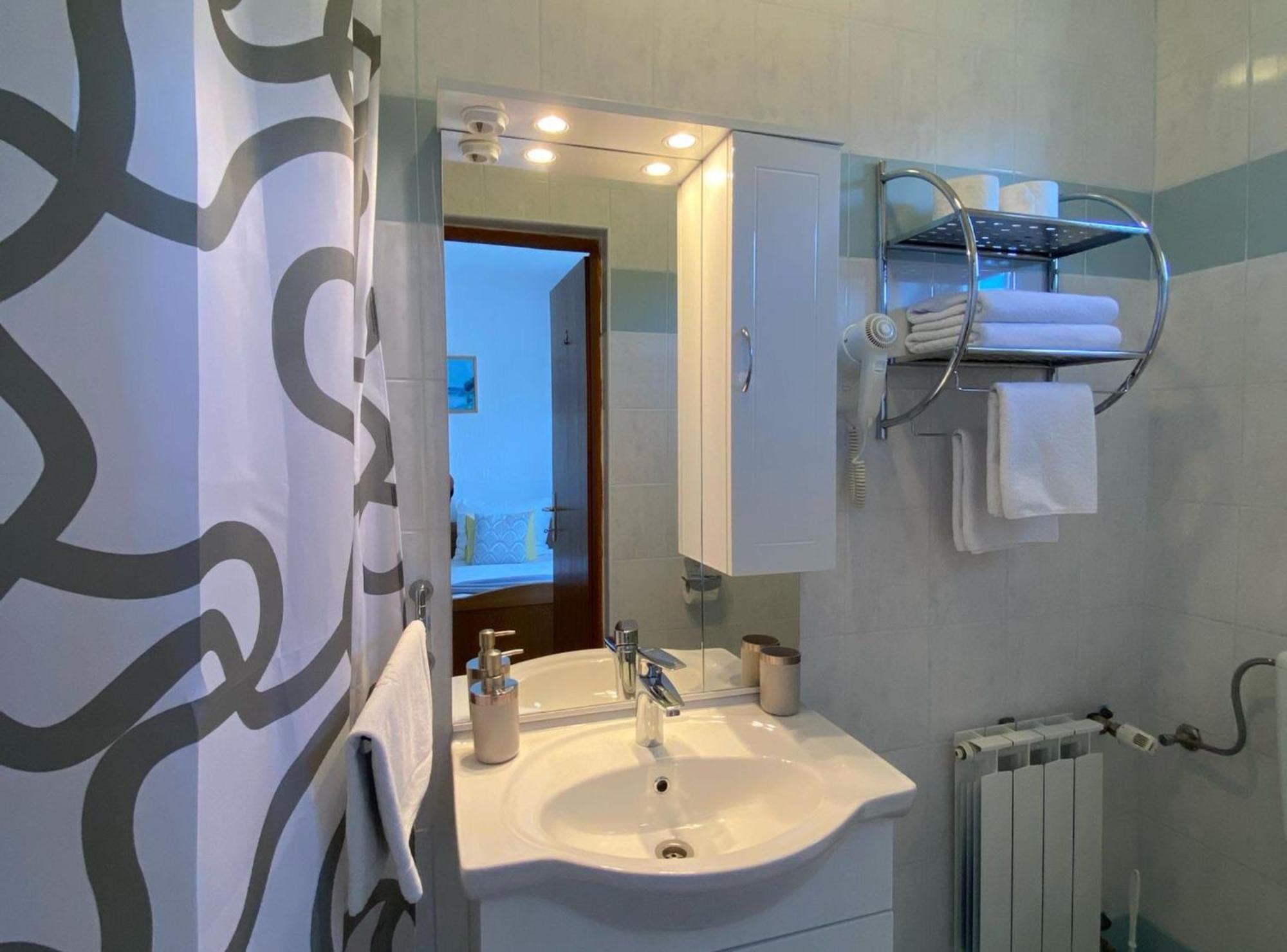 Hotel M&N Zafran à Grabovac  Extérieur photo
