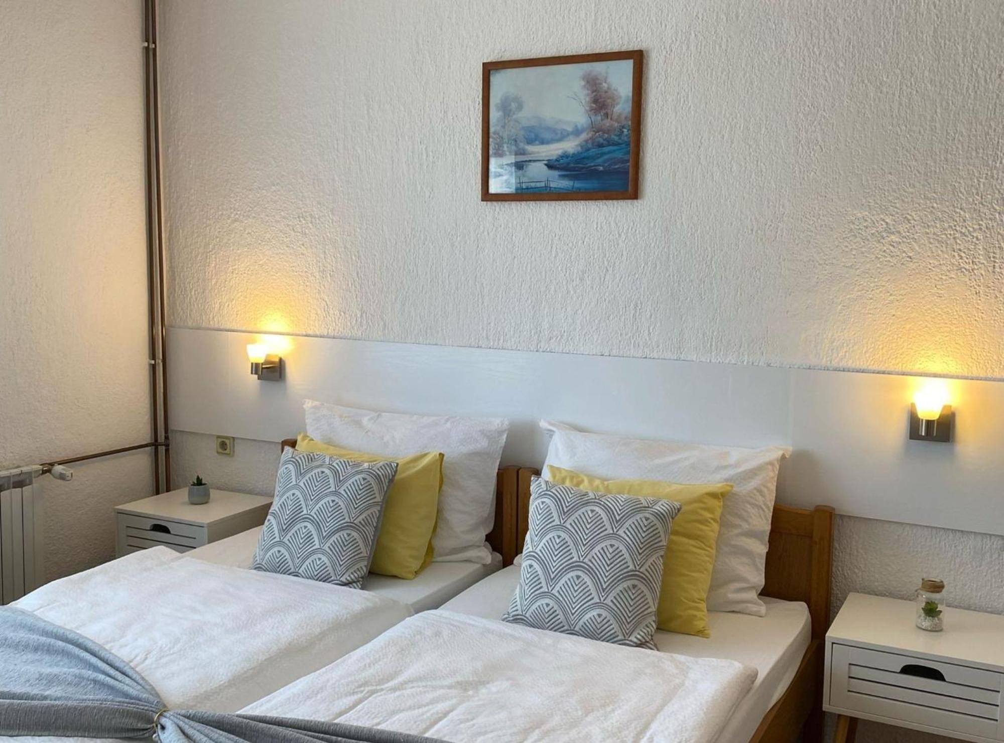 Hotel M&N Zafran à Grabovac  Extérieur photo